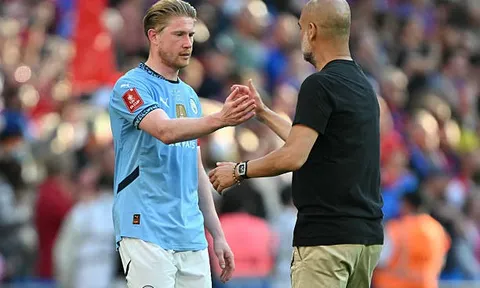 Pep Guardiola nói De Bruyne chuyền bóng giỏi chỉ sau một người
