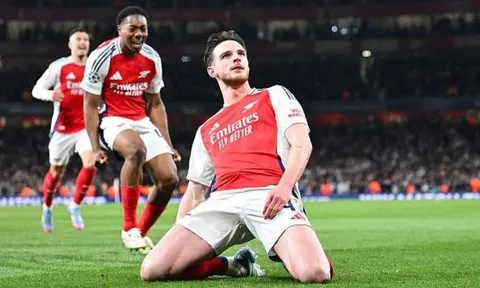 Jamie Carragher vinh danh 2 cầu thủ Arsenal trong đội hình tiêu biểu