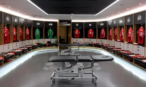 Lý do đặc biệt khiến Tottenham và Man Utd đổi trang phục ở chung kết Europa League