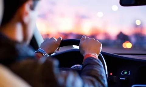 Sự khác biệt giữa đàn ông có xe hơi và không có xe hơi: Ai cũng nên biết điều này trước khi đánh giá