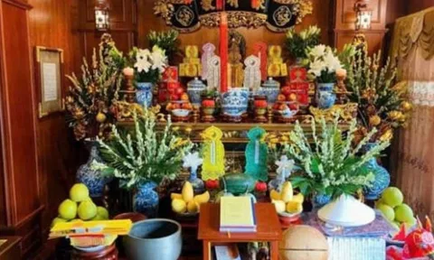 Tưởng vô hại nhưng đặt sai hướng bàn thờ có thể khiến gia đình lận đận không yên