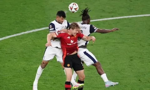 Tottenham vô địch nhờ hàng thủ thép của Postecoglou