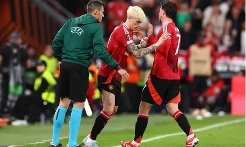 Garnacho vào sân muộn không cứu nổi Man Utd, Ferdinand chỉ đích danh Amorim