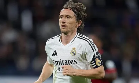 Modric không được gia hạn, sắp chia tay Real Madrid