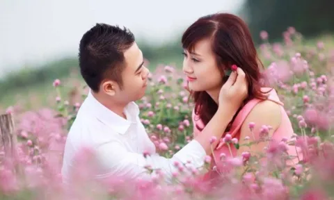 Phụ nữ trung niên mê nhất 5 câu tán tỉnh này: Câu đầu khiến 99% đổ gục ngay lập tức