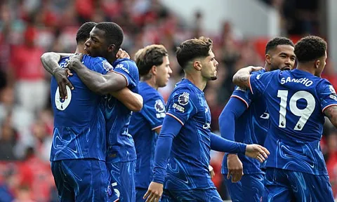 Colwill và "bức tường xanh" đưa tấm vé Champions League đến tay Chelsea