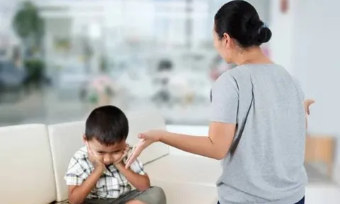 5 câu nói ngỡ là yêu thương nhưng âm thầm làm tổn thương con, cha mẹ nên tránh nói