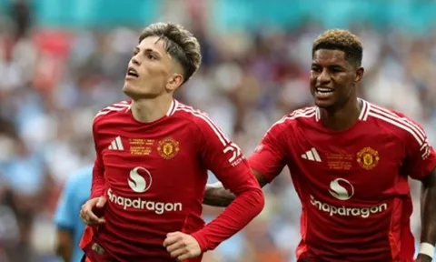 100 triệu bảng cho Garnacho và Rashford, MU quyết đập đi xây lại hàng công