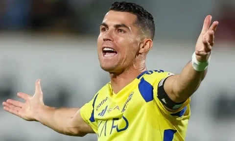 Ronaldo phẫn nộ khi lỡ AFC Champions League