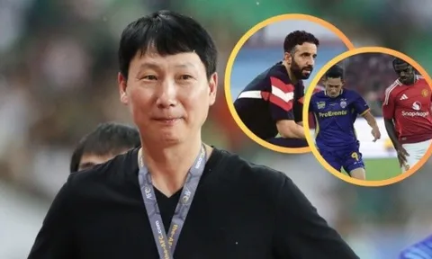 HLV Kim: 'Có thể ghi nhiều bàn hơn vào lưới MU. Hy vọng Amorim để mắt tới Hai Long'