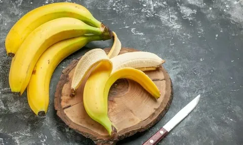 Mẹo bảo quản chuối chín tươi lâu không bị thâm đen cực đơn giản mà ít ai biết