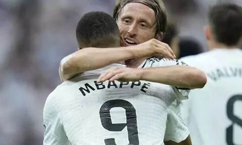 Real Madrid tính trao áo số 10 cho Mbappe thay Modric