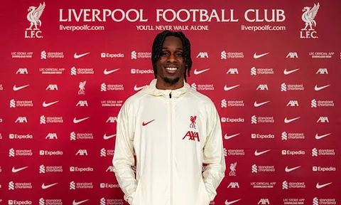 Jeremie Frimpong: Hành trình 15 năm từ Manchester đến Liverpool