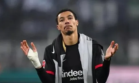 Fabrizio Romano xác nhận Liverpool liên hệ chặt chẽ với tiền đạo Hugo Ekitike