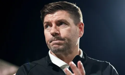 Đã đến lúc Steven Gerrard trở lại Liverpool