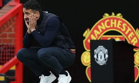 Man United trải qua mùa giải thảm họa và những biến cố chưa từng có