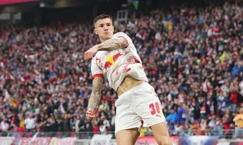 Arsenal đẩy mạnh đàm phán với Benjamin Sesko dù quan tâm Viktor Gyokeres
