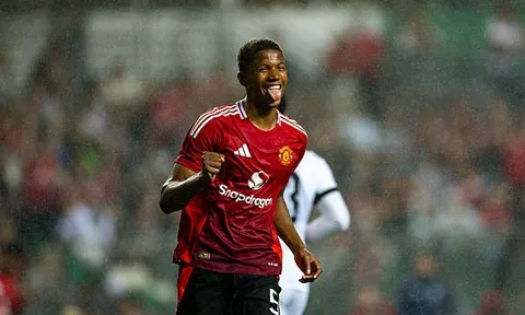 Nhìn Chido Obi, Man United đã biết nên chiêu mộ tiền đạo nào
