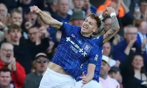 Chelsea chọn Delap, từ chối Osimhen vì hai lý do rõ ràng