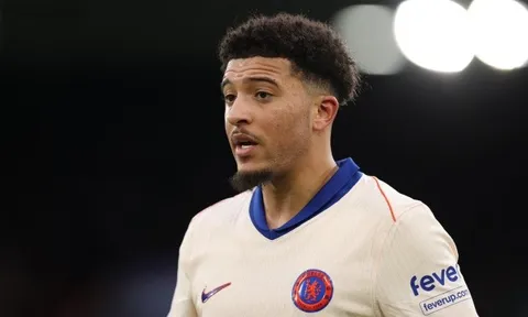 Không giảm lương, Sancho phải rời Chelsea để trở lại MU