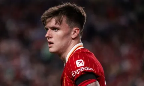 Everton bất ngờ theo đuổi Ben Doak từ Liverpool