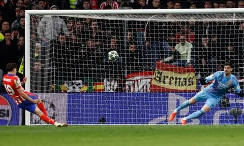 CHÍNH THỨC! Champions League sửa luật đá phạt đền vì tai nạn của Julian Alvarez
