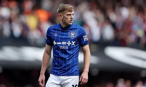 Chelsea vẫn còn bài toán lớn cần giải quyết dù có Liam Delap