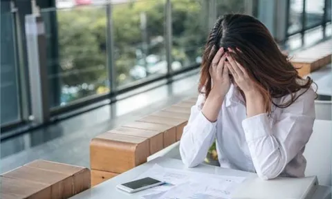 5 lý do phổ biến làm chị em mất cân bằng nội tiết tố
