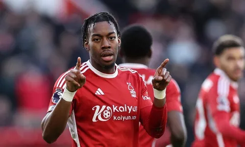 Elanga lên tiếng trước tin đồn được Newcastle theo đuổi