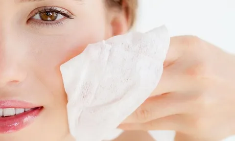 10 cách tẩy trang tự nhiên trước khi đi ngủ đơn giản, giúp da sạch sâu