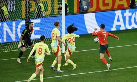 Ronaldo ghi bàn gỡ hòa, Bồ Đào Nha vô địch Nations League sau loạt luân lưu cân não