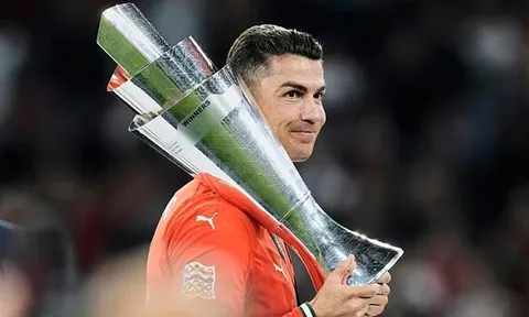 Ronaldo nén đau thi đấu, góp công giúp Bồ Đào Nha vô địch