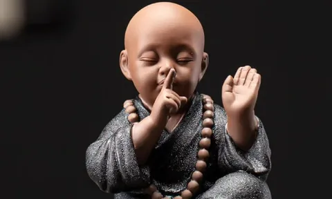 4 lời càng nói ít, lộc về càng nhiều, nói nhiều thì lộc mất sạch, nhất là số 1