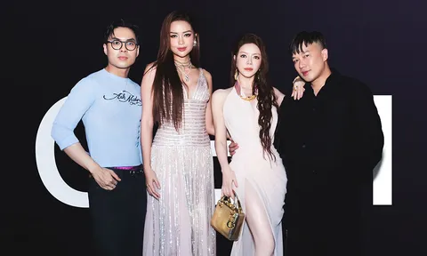 'Phú bà' Lý Nhã Kỳ đeo set kim cương 2 tỷ đồng đi xem show thời trang