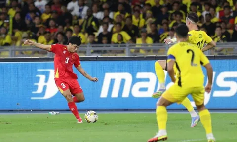 Malaysia 4-0 Việt Nam: Sụp đổ sau giờ nghỉ; Cơn ác mộng trong vòng 10 phút