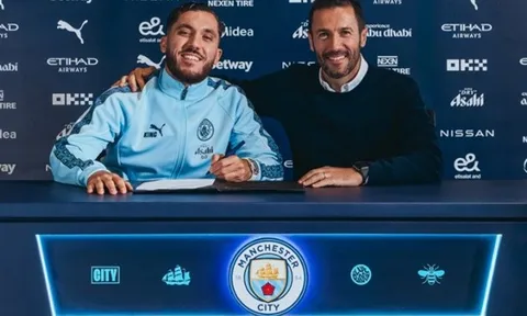 CHÍNH THỨC: Man City công bố Rayan Cherki