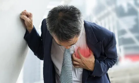 8 dấu hiệu cảnh báo cơn đột quỵ sớm: Có 1 cũng nên thận trọng