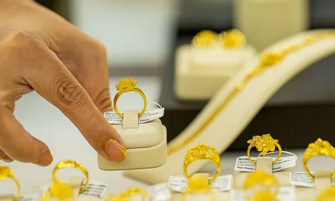 Bảng giá vàng 9999 24K 18K SJC DOJI PNJ hôm nay 13/6/2025