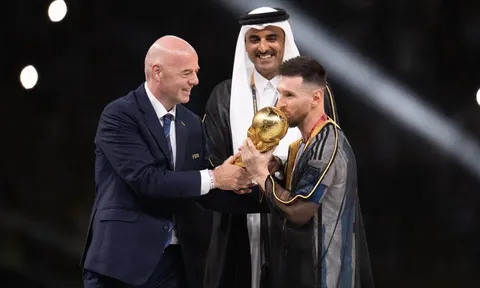 Gianni Infantino: Con người thật của vị vua bóng đá ?