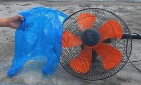 Mẹo dùng túi nilon làm sạch quạt không cần tháo lồng, sạch bong trong 2 phút