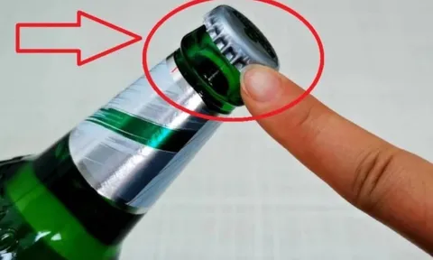 Mẹo bật nắp chai bia dễ dàng chỉ với một điểm nhỏ ít ai để ý – Không cần dụng cụ