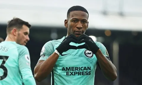 Pervis Estupinan muốn đến Man United