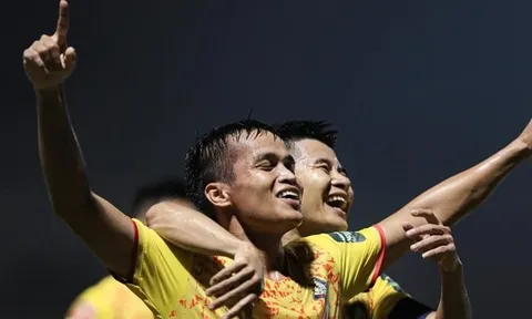 Nam Định chiêu mộ 2 tân binh sau chức vô địch V-League