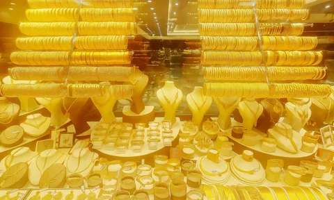 Bảng giá vàng 9999 24K 18K SJC DOJI PNJ hôm nay 18/6/2025