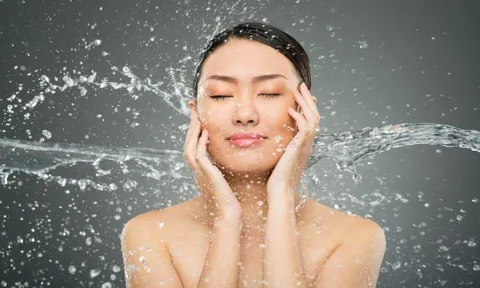 Bí quyết rửa mặt đơn giản mỗi tối giúp ngừa mụn mà không tốn tiền mỹ phẩm đắt đỏ