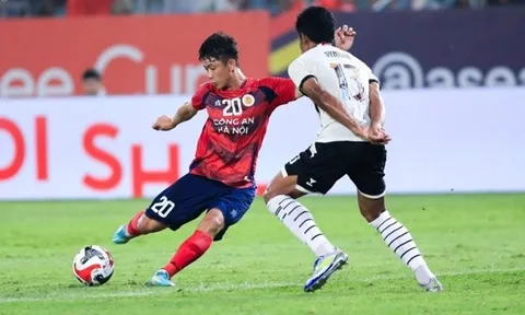 Phan Văn Đức ký hợp đồng mới với Công An Hà Nội đến năm 2028