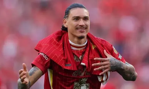 NÓNG: Napoli tăng tốc vụ Darwin Nunez