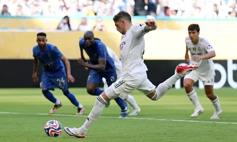 Valverde sút hỏng phạt đền, Real chưa thoát ‘lời nguyền’ 11 mét