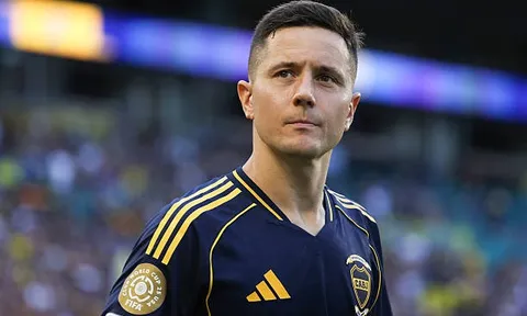 Cựu sao Man Utd nhận án phạt nặng tại Club World Cup