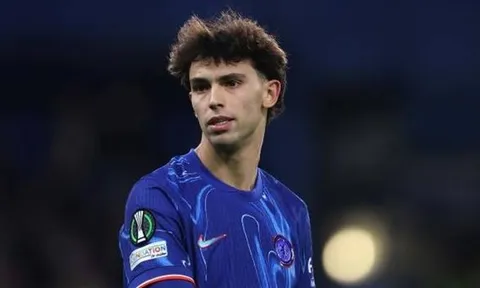 Sự nghiệp bế tắc, Joao Felix hẹn hò với người đẹp Colombia